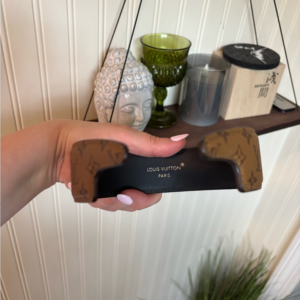 LV Outline Headband - Picture 5 of 11